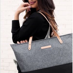 Petunia Pickle Bottom downtown tote